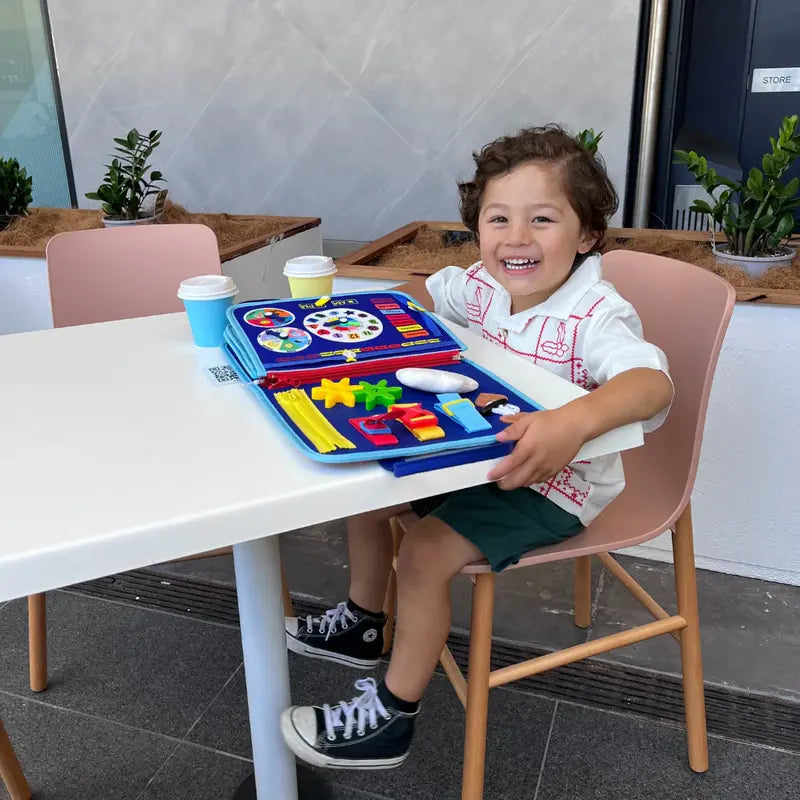 Meilou - montessori board