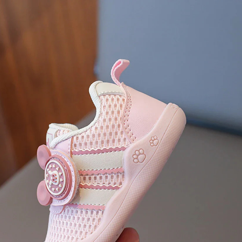 Ademende peutersneakers