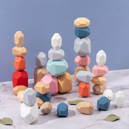 Montessori - uitgebalanceerde stapelstenen
