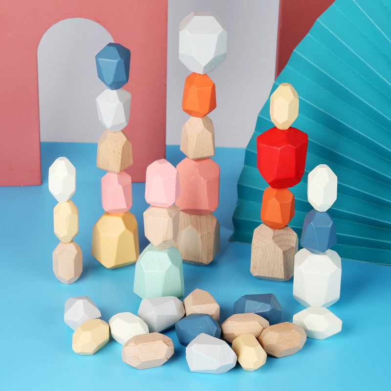 Montessori - uitgebalanceerde stapelstenen